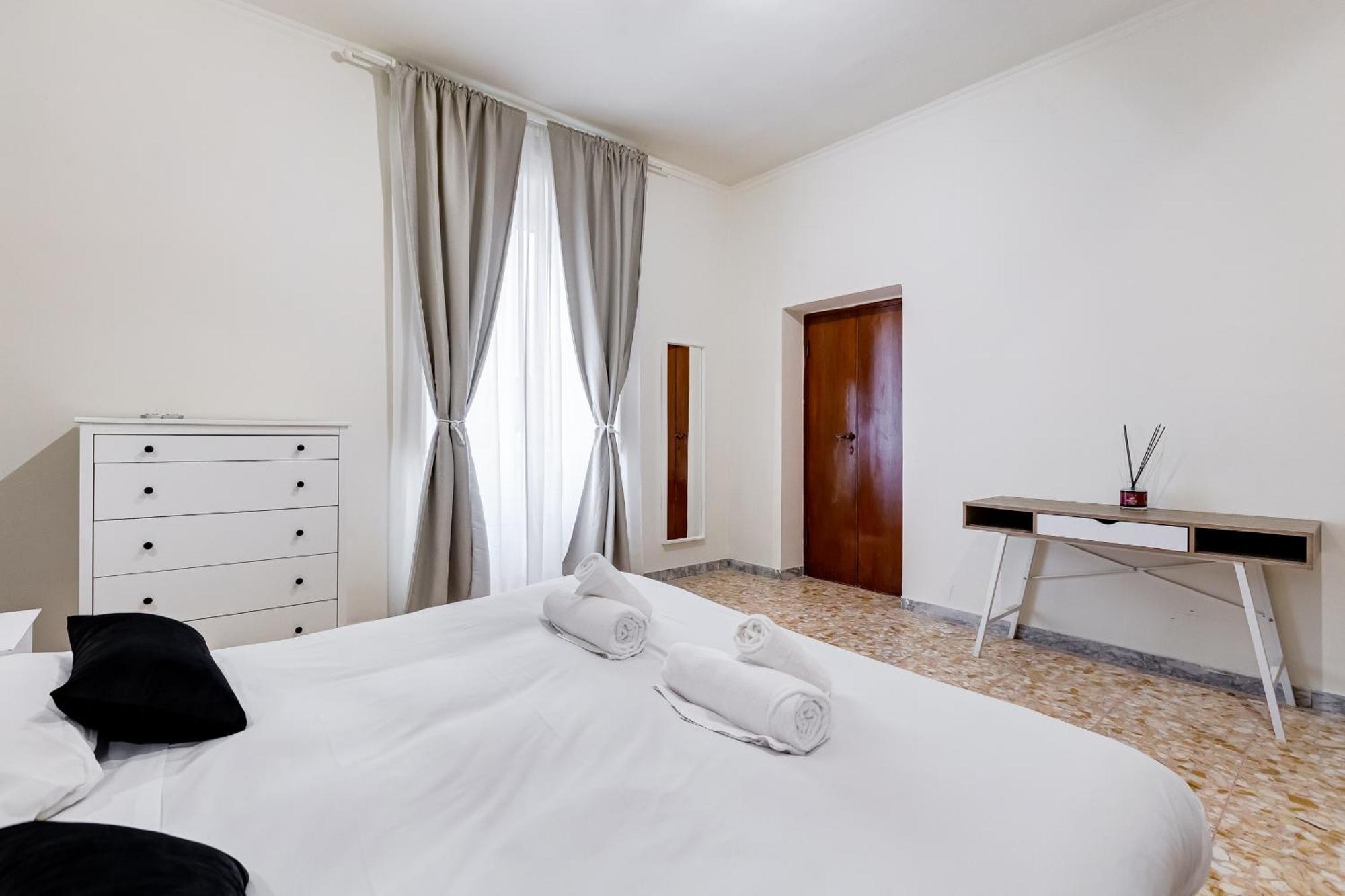Vivilo Collection - San Vito View Apartment - 3 Bdr 2 Baths Řím Exteriér fotografie